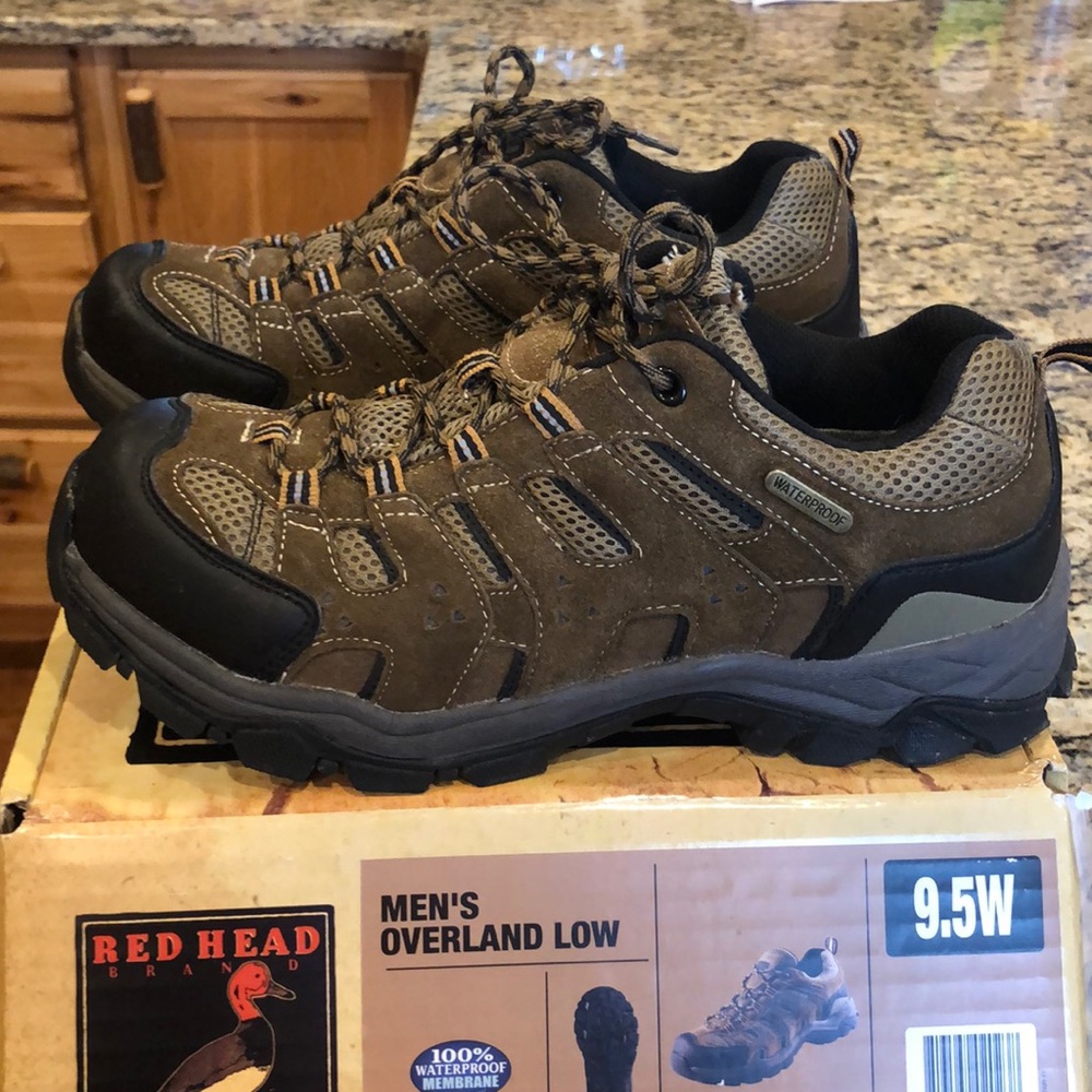 Men’s hikers